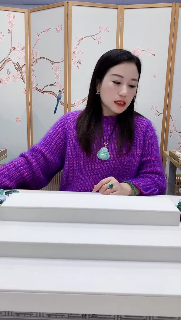 未镶嵌定制翡翠小**.4852jw-毛货挂件