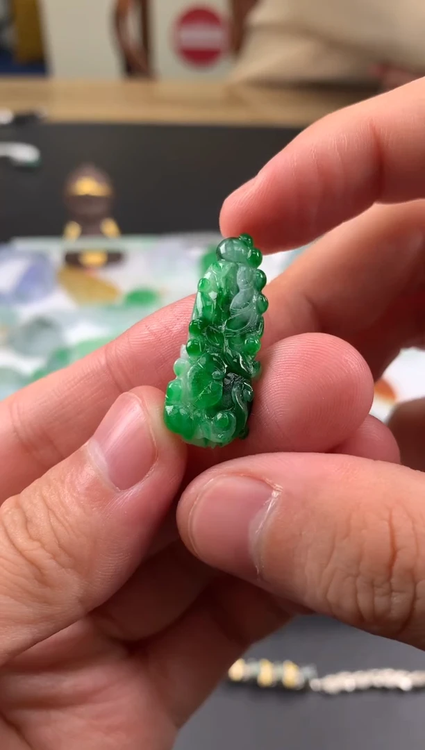 【闪购商品】定制翡翠未镶嵌翡翠