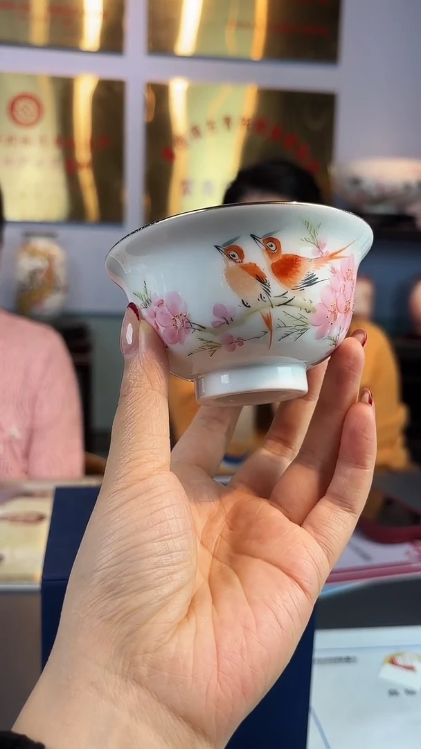 摆件瓷瓷博会—水点桃花胡晶04