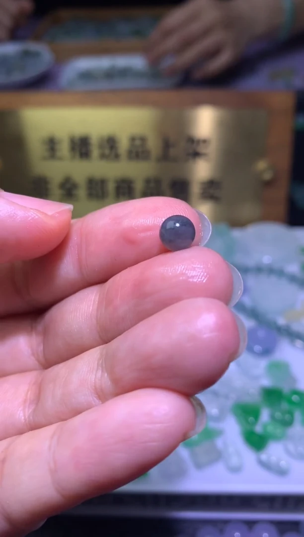 未镶嵌定制翡翠毛货
