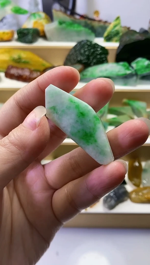 颈饰未镶嵌翡翠183天然翡翠