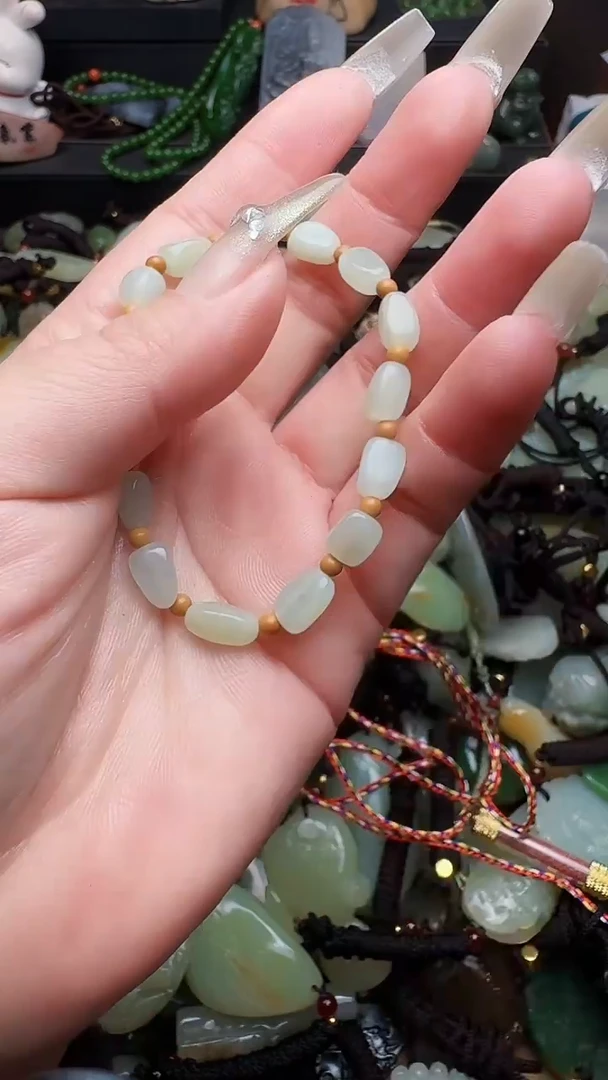 【闪购商品】和田玉手链未镶嵌25随形手串随机发多样性发货