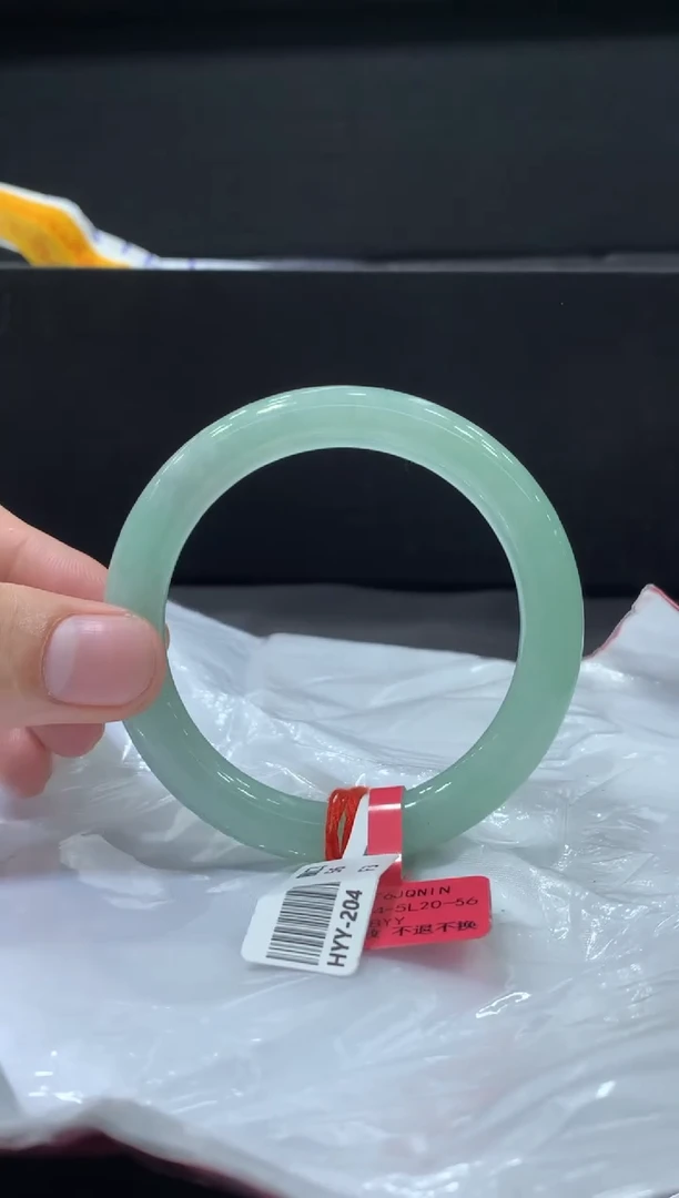 未镶嵌手镯翡翠翡翠手镯