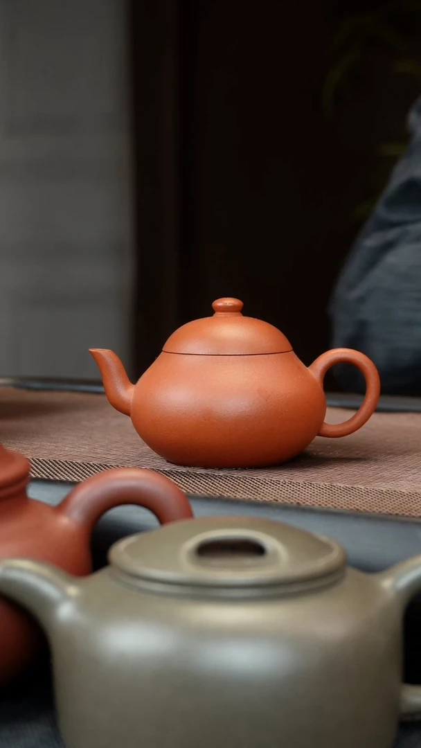 【闪购商品】紫砂茶壶红黄泥 梨形壶 120CC