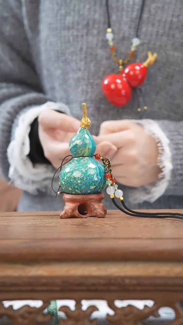 【闪购商品】286号-大漆飘漆小葫芦脖挂