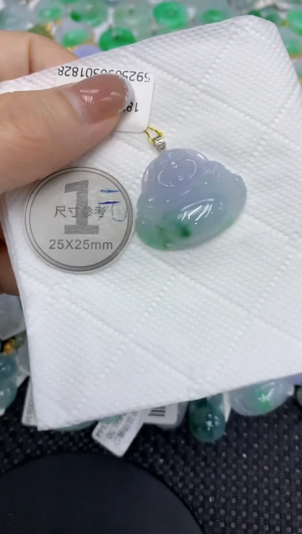 颈饰18K金镶嵌翡翠1111111