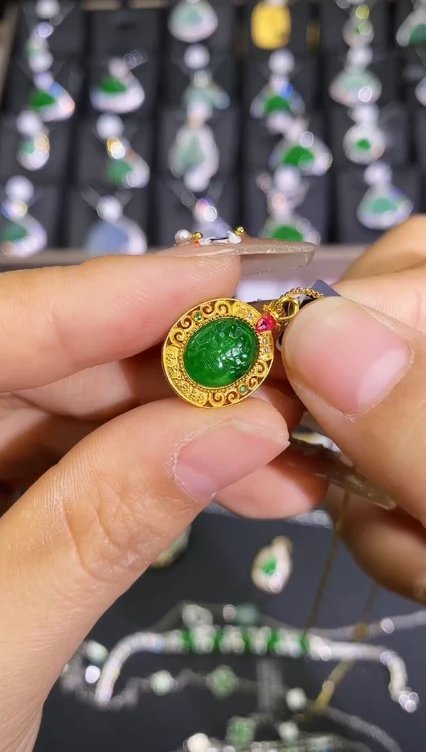 【闪购商品】翡翠吊坠(赠链)银S925镶嵌黄财财吊坠