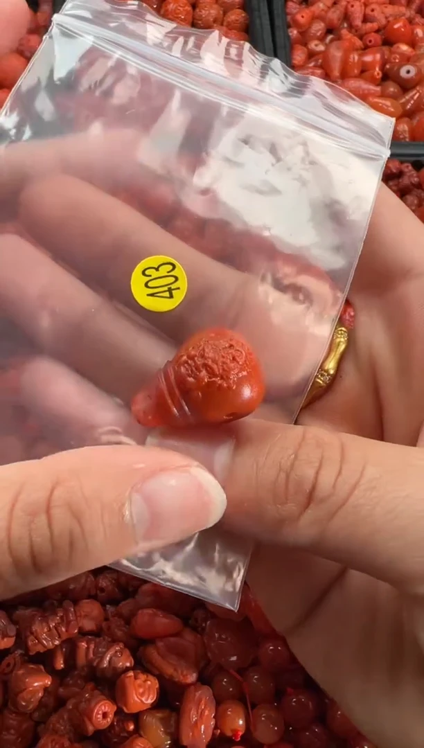【闪购商品】南红玛瑙颈饰未镶嵌1