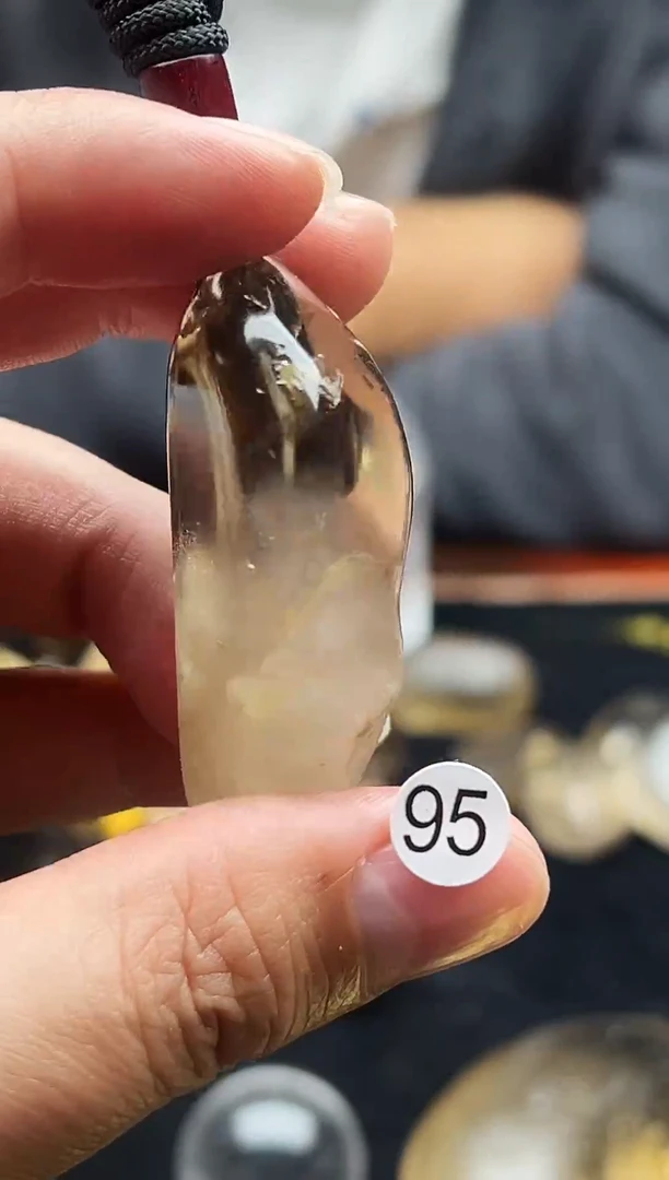 未镶嵌珠宝半成品水晶95