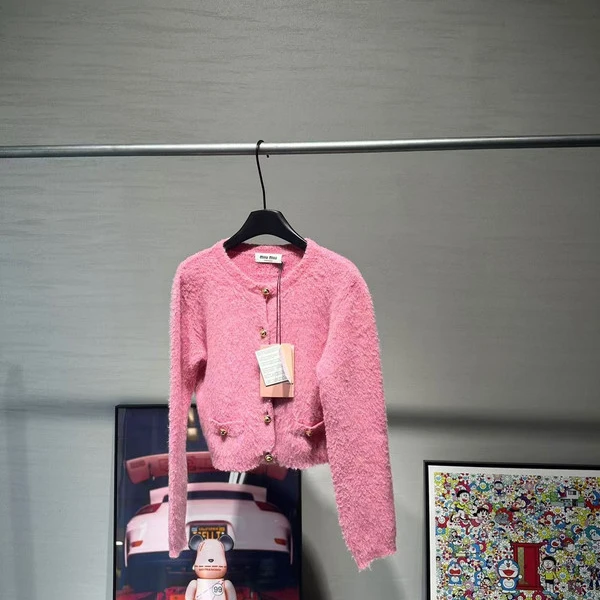 全新未使用 MIU MIU/缪缪 logo长袖排扣针织 粉色