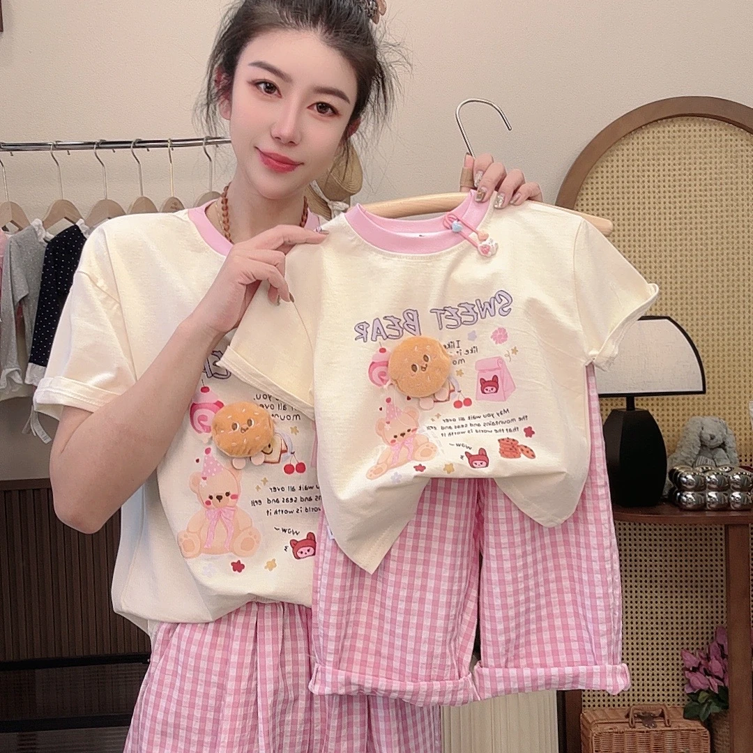 （亲子装）2025夏季新款儿童休闲卡通玩偶印花短袖格子裤爆款套装