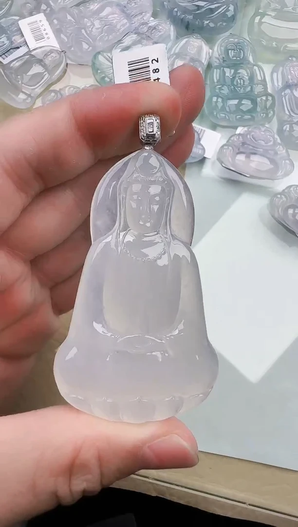 颈饰18K金镶嵌翡翠缅甸翡翠a货