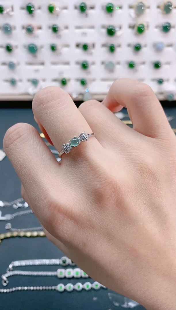 【闪购商品】翡翠戒指银S925镶嵌天然翡翠