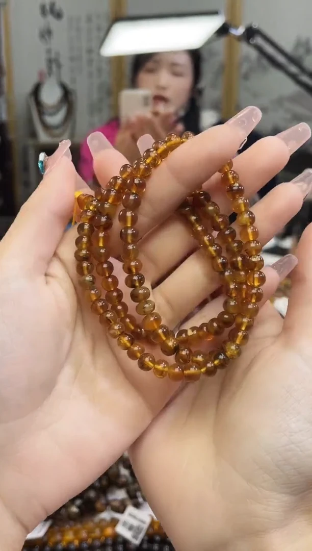 【闪购商品】琥珀裸石未镶嵌6+净水蜜108