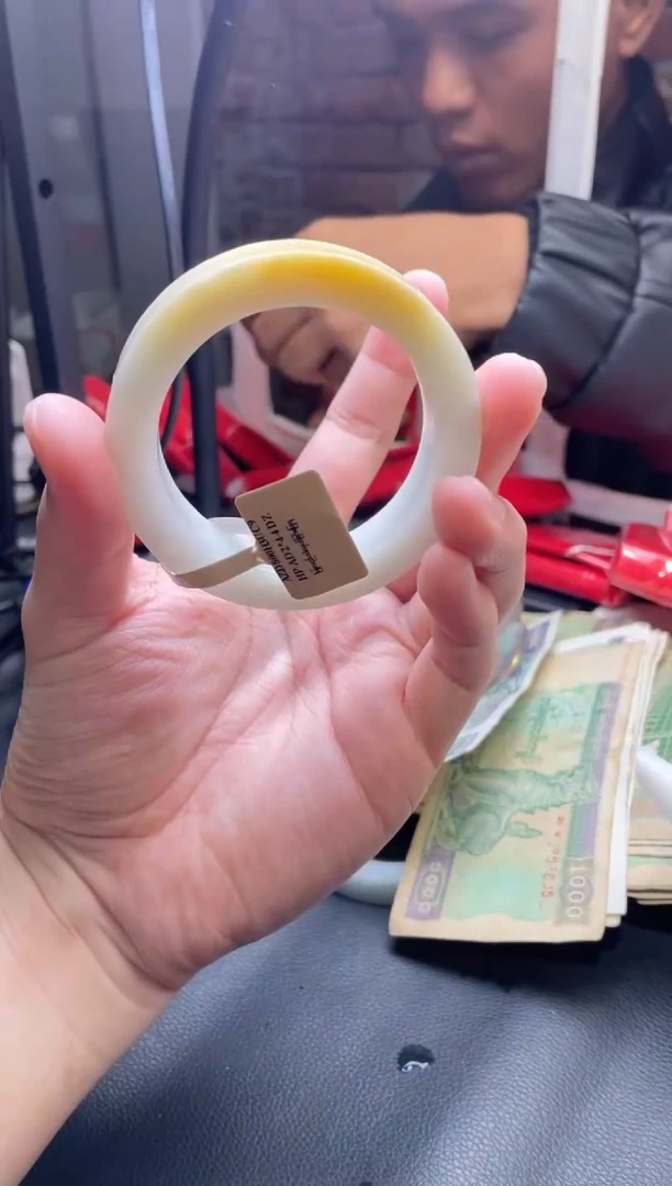 【闪购商品】定制翡翠手镯未镶嵌发一件/DDI02483