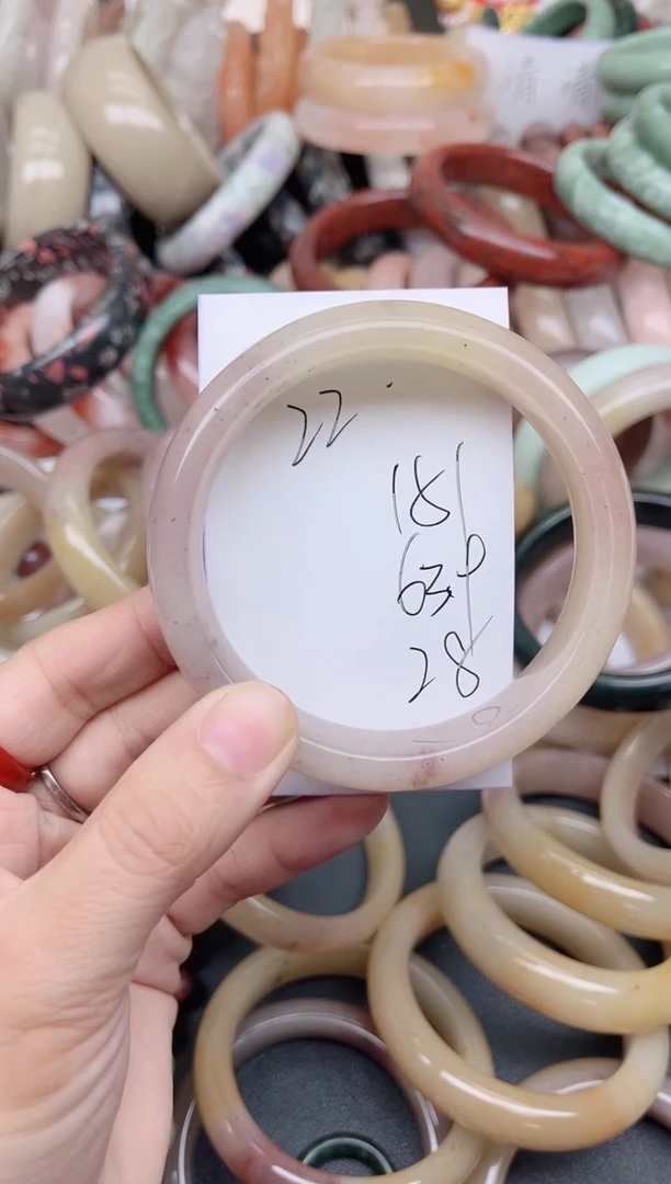 未镶嵌手镯石英质玉151