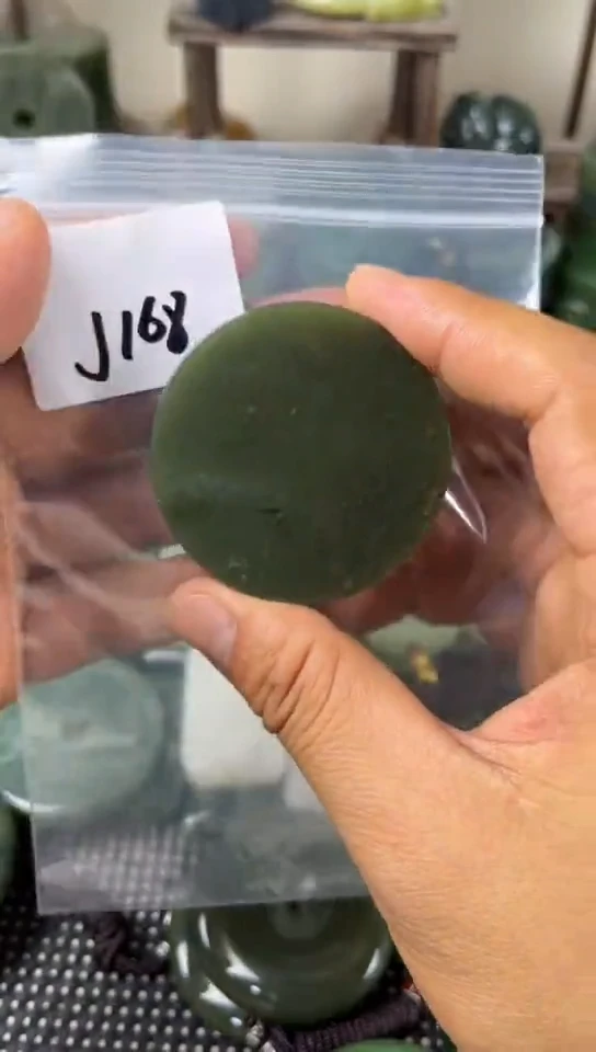 和田玉未镶嵌珠宝半成品镯芯