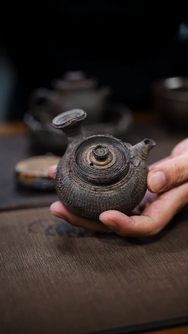 全手工制作  古南蛮侧把壶