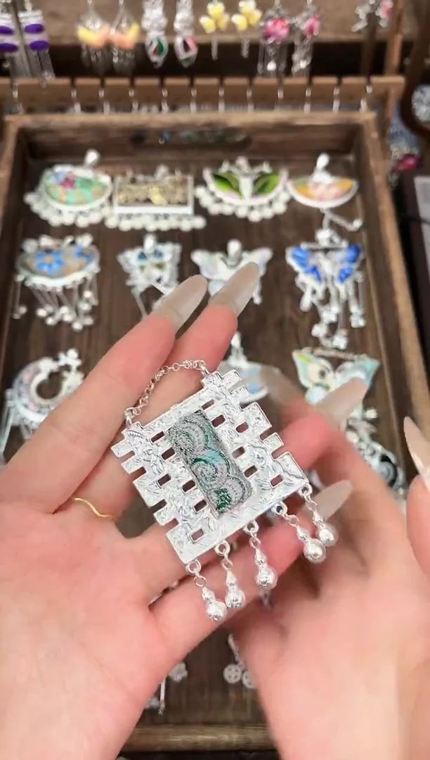 织绣蜜***半民族风非遗老绣苗银饰品535