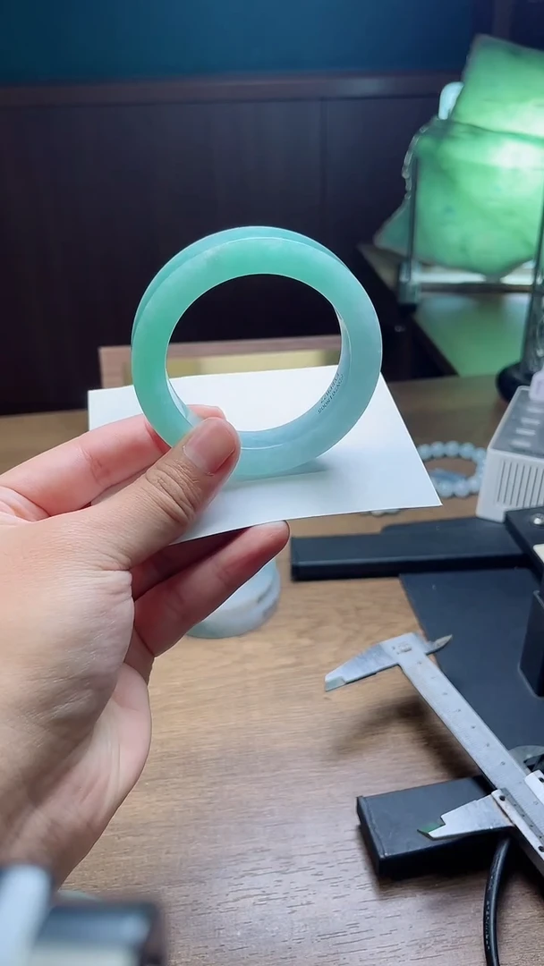 未镶嵌手镯定制翡翠实*定制