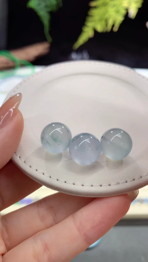 散珠翡翠卡13.1-13.3任选一颗