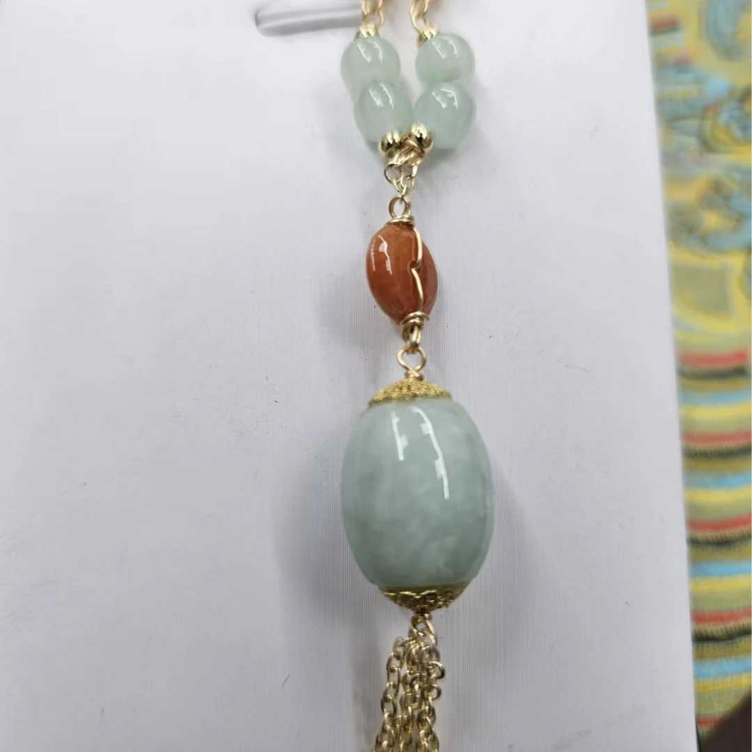 天然翡翠挂件109