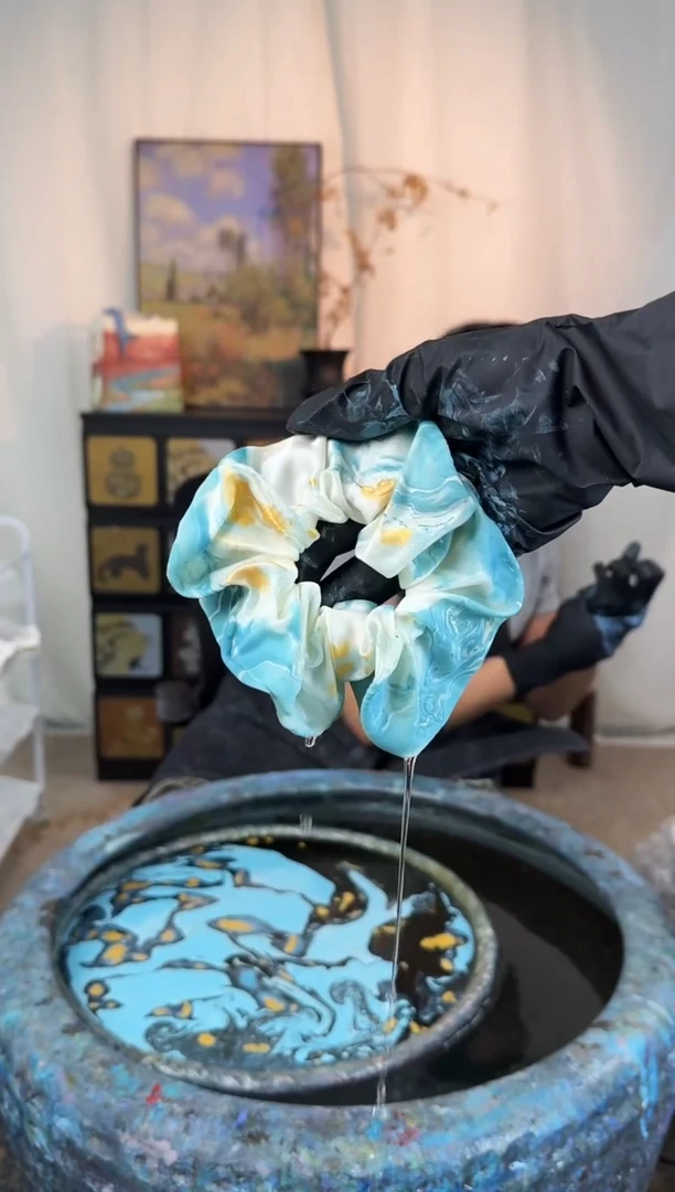 044小山茶花发圈