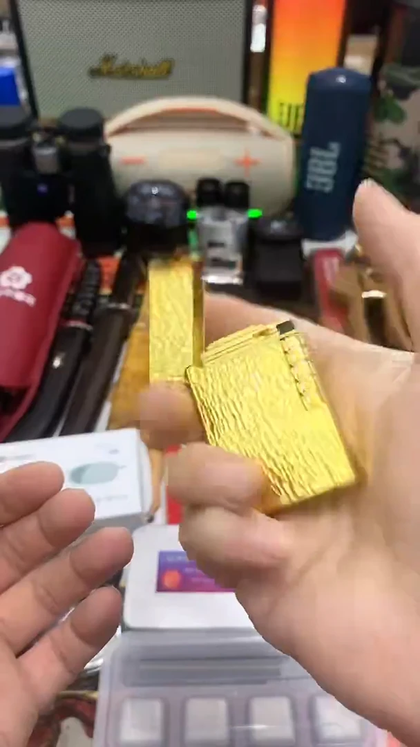 瓷片闪购商品 如图所示