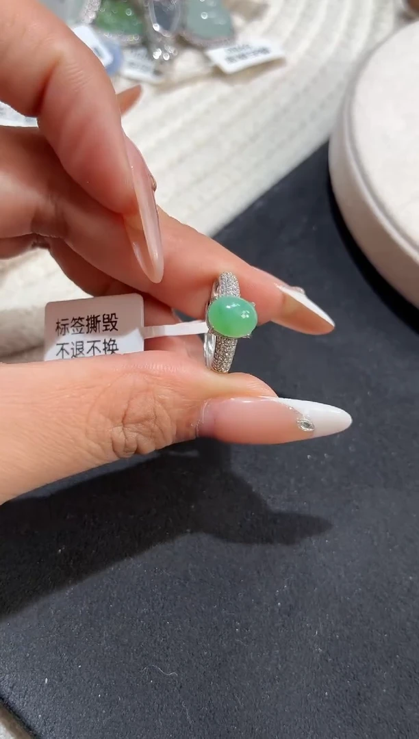 银S925镶嵌戒指翡翠戒指