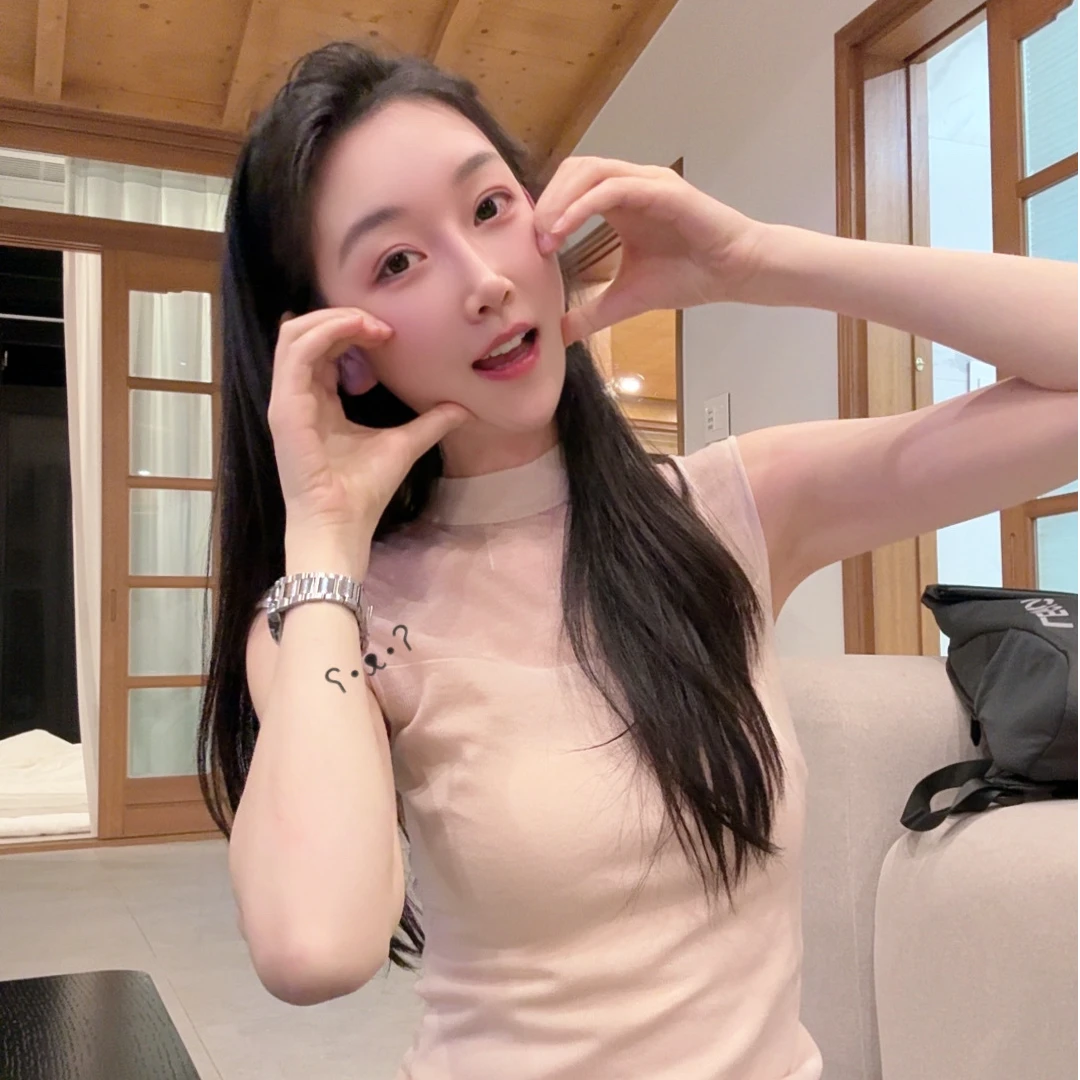 OUDOCKEE 鸥鸥【莱赛尔】鸥鸥同款气质显瘦针织上衣 H2502Y358T