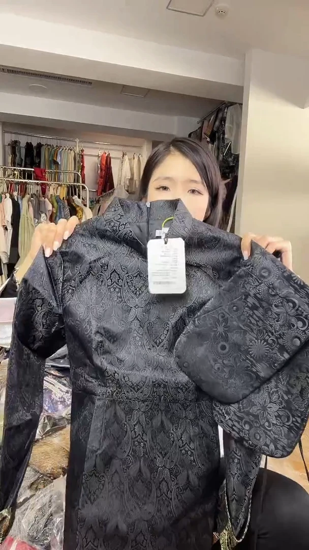 连衣裙       L码        105-115斤