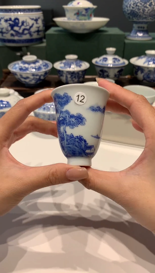 【闪购商品】12青花山水主人杯一只