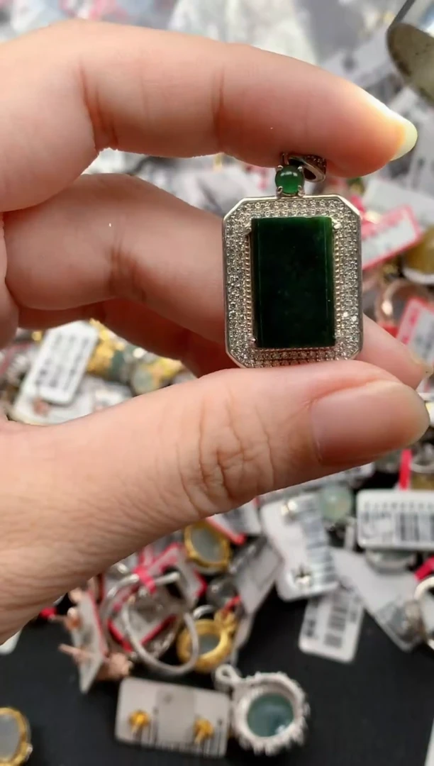 翡翠戒指银S925镶嵌天然缅甸翡翠