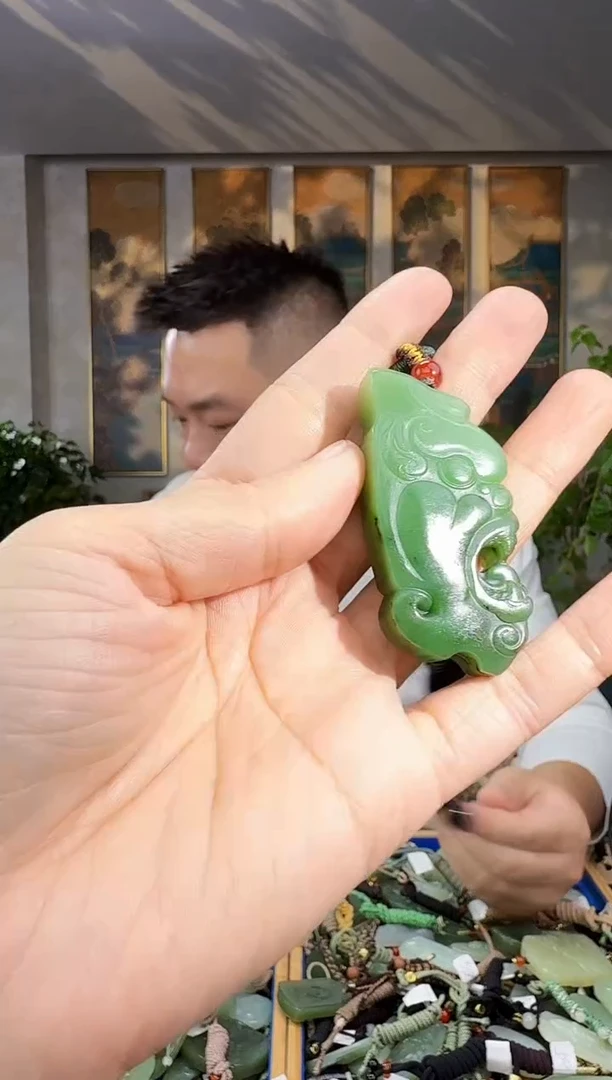 未镶嵌和田玉挂件拍一发一
