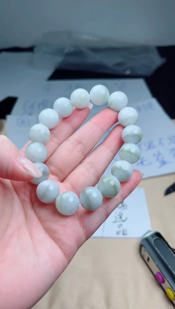 翡翠未镶嵌颈饰珠串