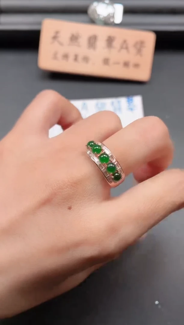 银S925镶嵌戒指翡翠1