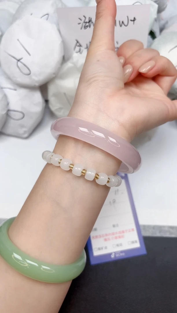 未镶嵌手镯石英岩玉11/5859