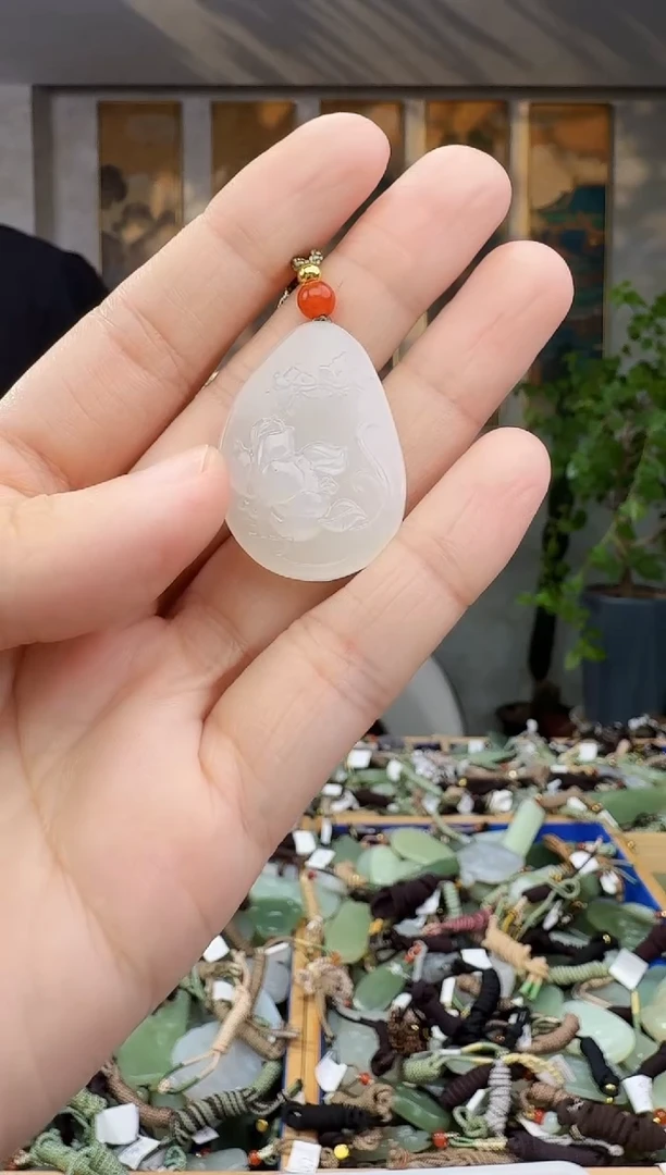 未镶嵌和田玉挂件拍一发一