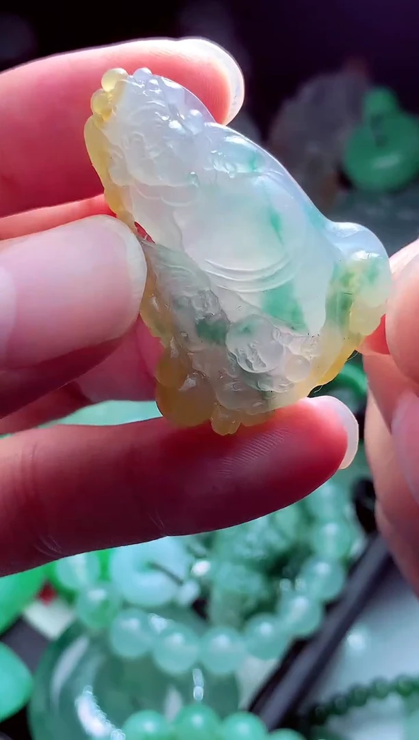 未镶嵌定制翡翠呆**?翡翠毛货定制