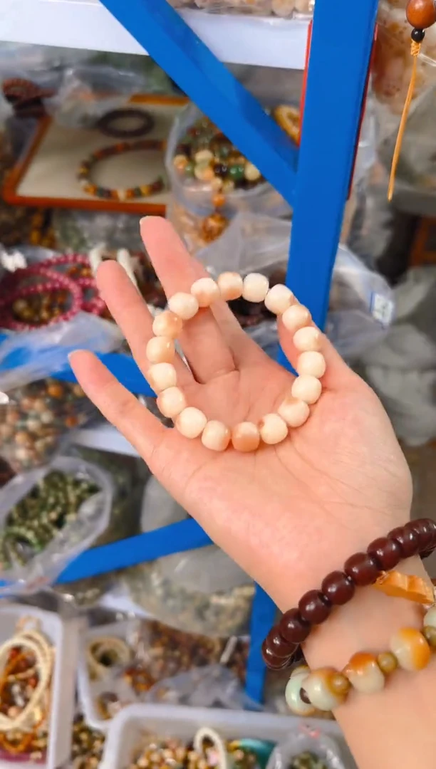 吊坠菩提根/象牙果粉色桶珠单圈