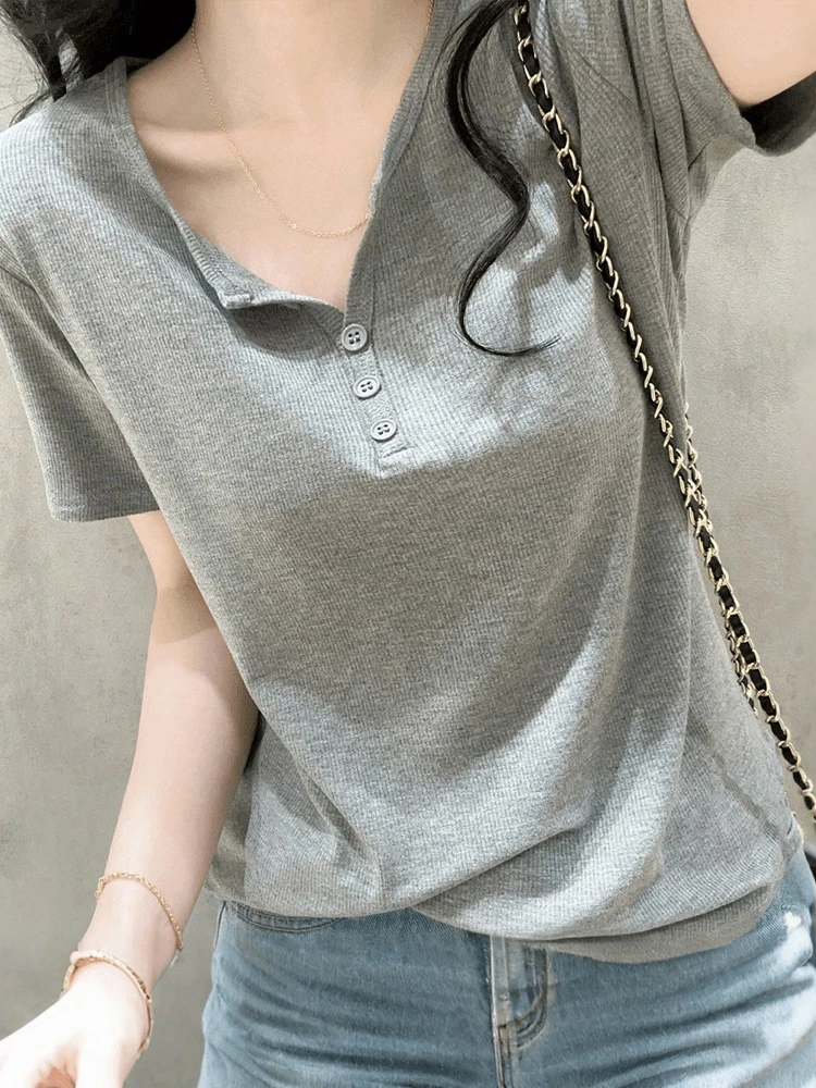 小众灰色半开领正肩t恤洋气衣服女夏季新款休闲洋气别致显瘦上衣