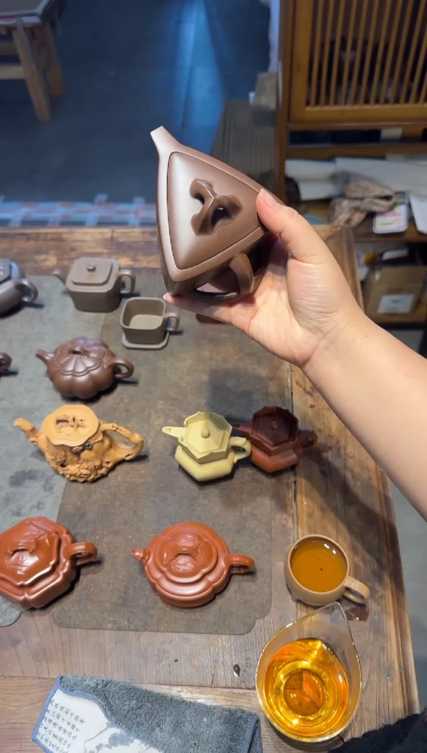 茶壶紫砂夜****抱单角壶 紫砂壶