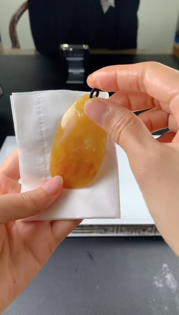 定制翡翠未镶嵌梧*毛货抛光