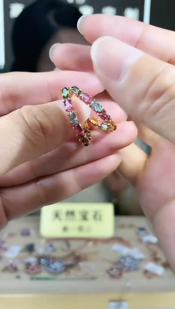 【闪购商品】碧玺耳饰银S925镶嵌耳饰