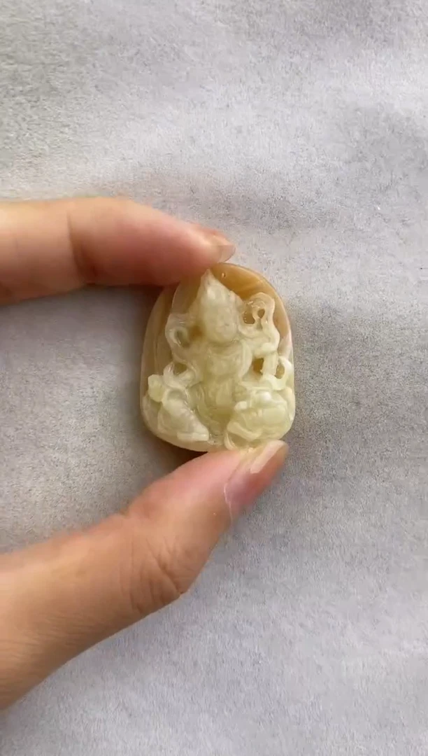 未镶嵌琥珀裸石10606063-吊坠