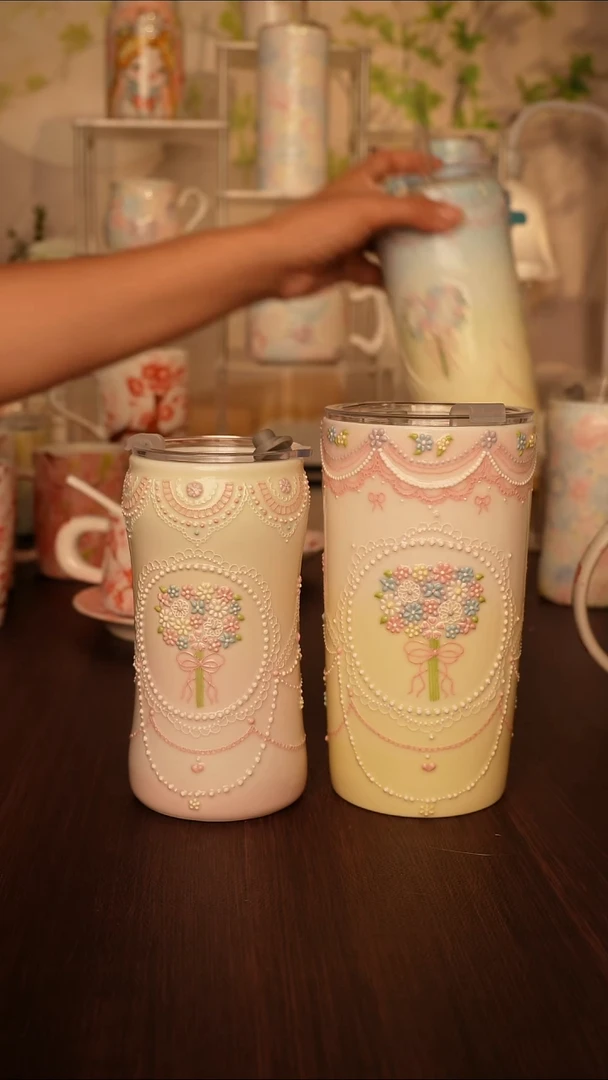 魅*景德镇手绘的杯子