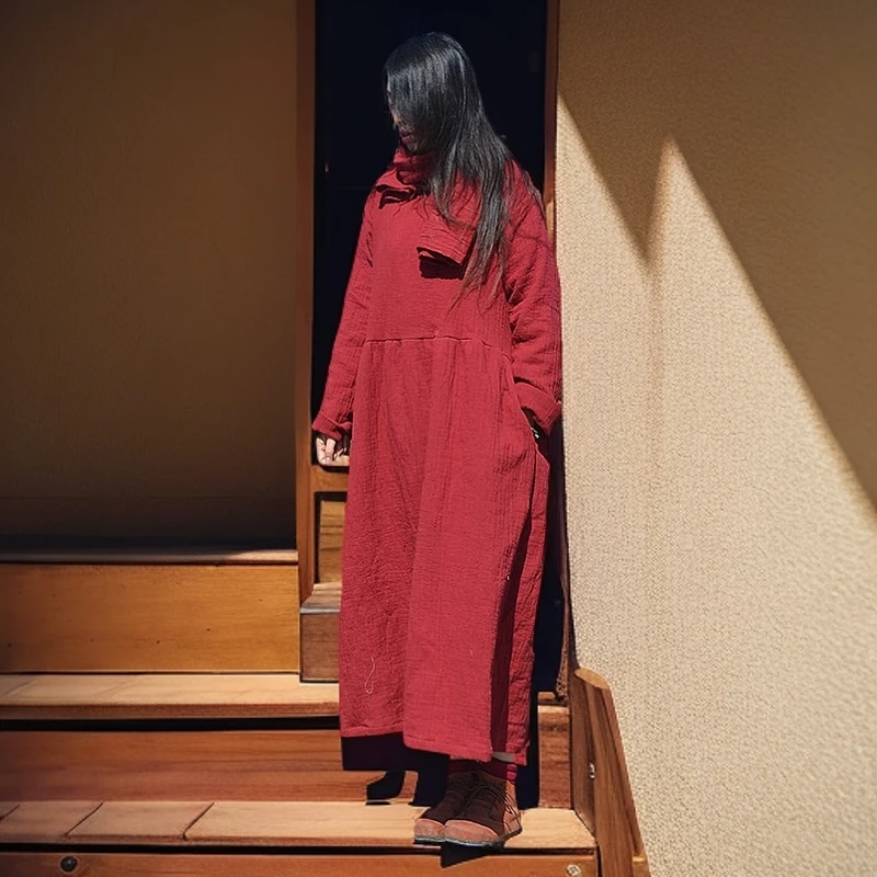 红色时尚中式旅行女装圆领文艺连衣裙风格原创文艺长裙棉麻长袍