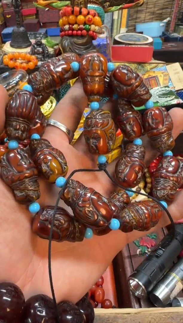 【闪购商品】蜜蜡裸石未镶嵌推荐好物如图所示