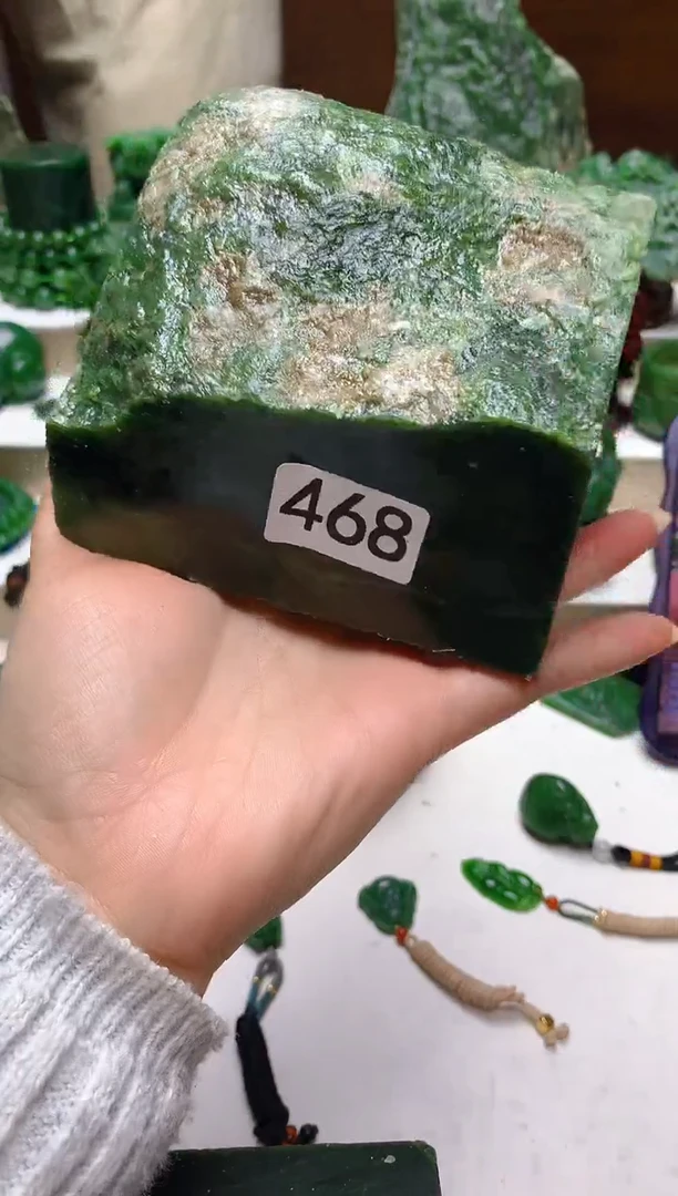 未镶嵌和田玉（碧玉）珠宝半成品1