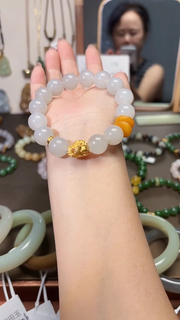 未镶嵌手串和田玉1